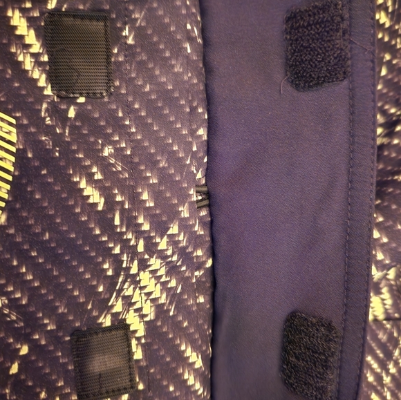 Under Armour blk and lime green lining Men's shorts size 40 loose fit 21" length - Picture 3 of 4